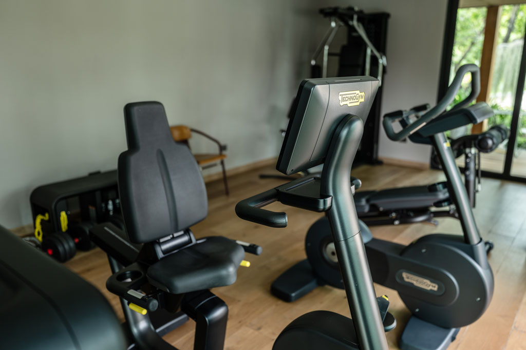 ที่พักนาเชือก ที่พักมหาสารคาม มัมติ๊กแคมป์ สระว่ายน้ำ ฟิตเนส ออกกำลังกาย